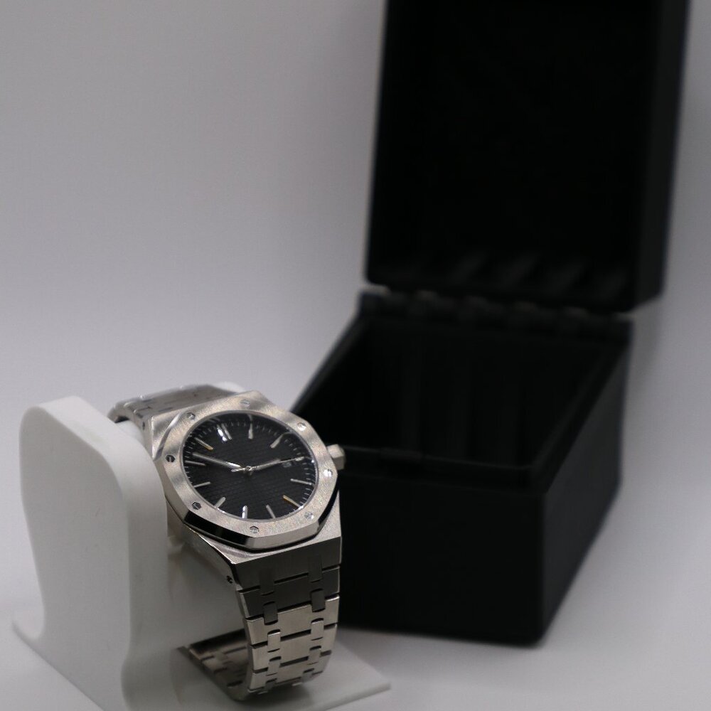 Bold & Elegant Seiko Mod Watch | Brushed Hex Bezel | Black Waffle Dial